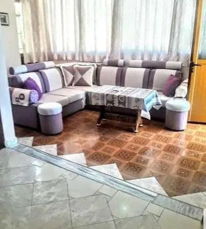 Apartment Rezart *